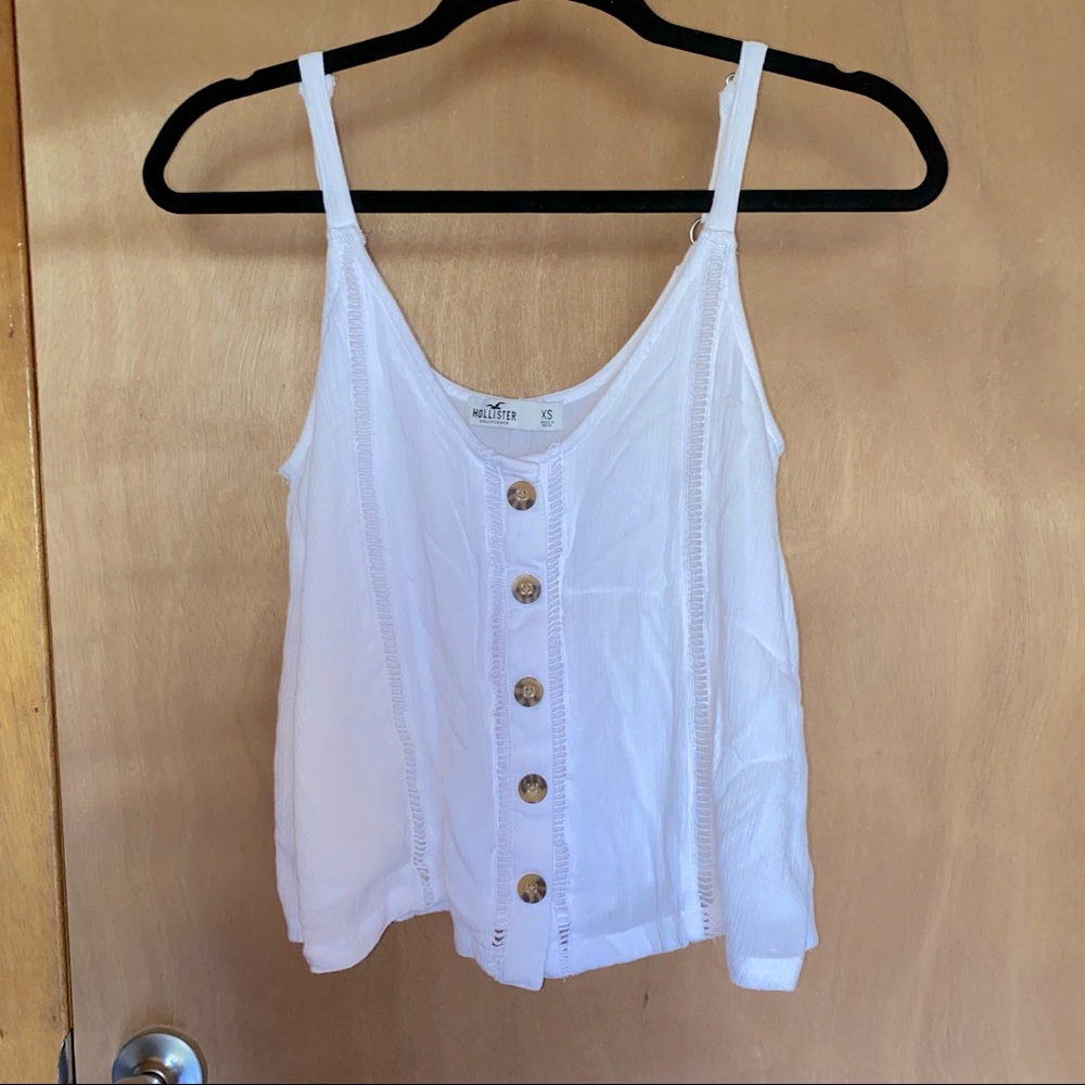 Hollister top
